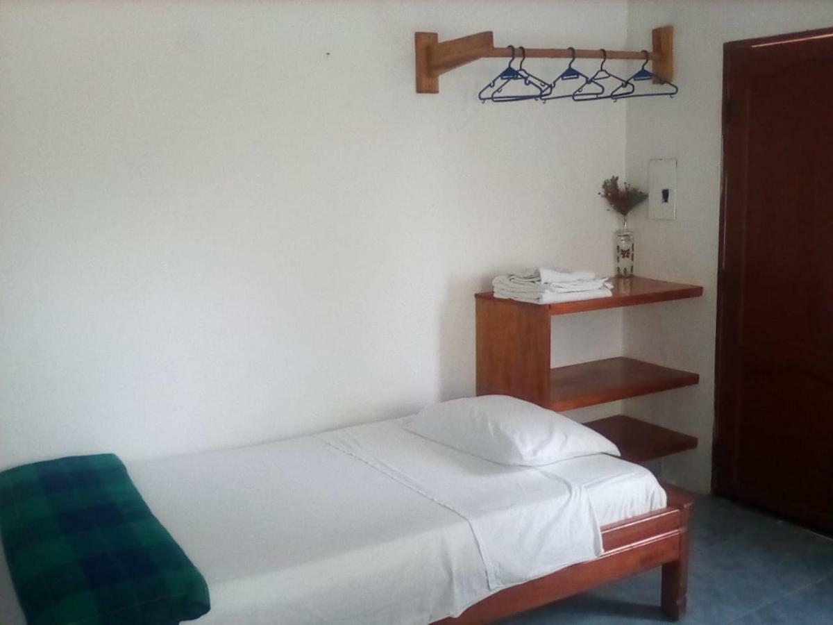 Hospedaje Sarita Puerto Villamil Buitenkant foto
